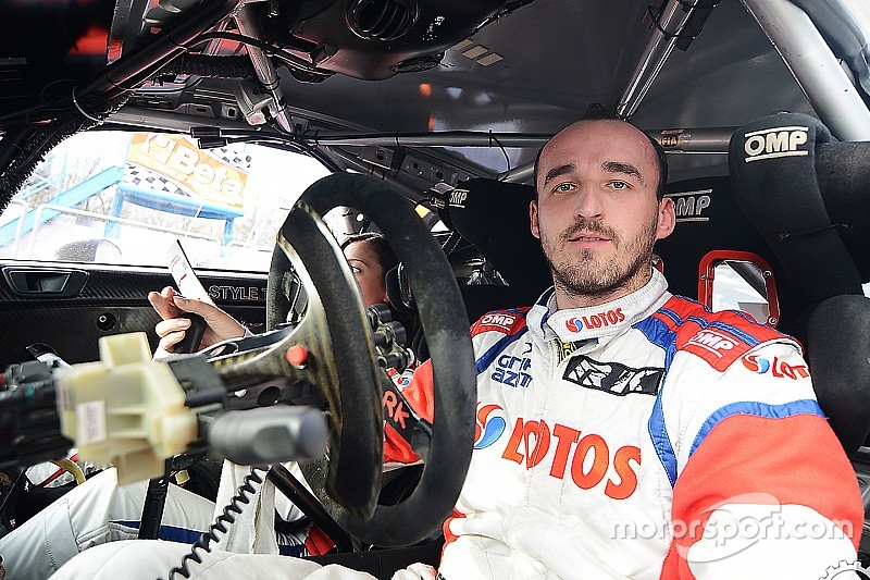 Una DS3 aggiornata per Robert Kubica nel 2016?