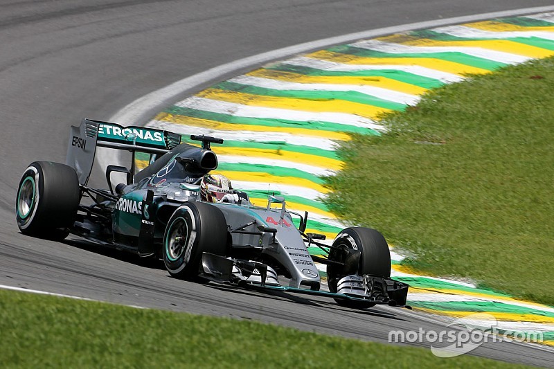 Interlagos, Q1: Hamilton davanti, Kimi è terzo