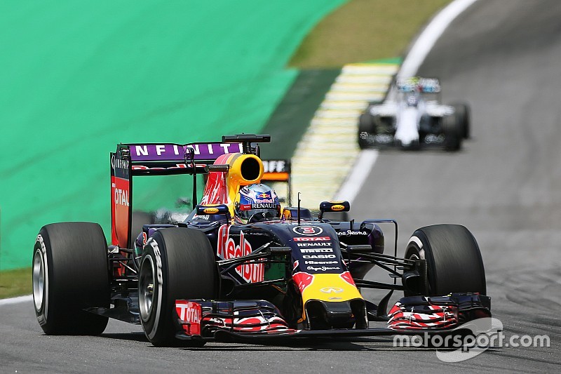 Daniel Ricciardo baalt: 'Nieuwe motor nauwelijks beter'