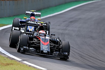McLaren: l'ultimo Gp sarà un test in ottica 2016