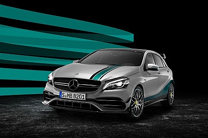 Mercedes viert wereldtitels met kampioensauto voor openbare weg