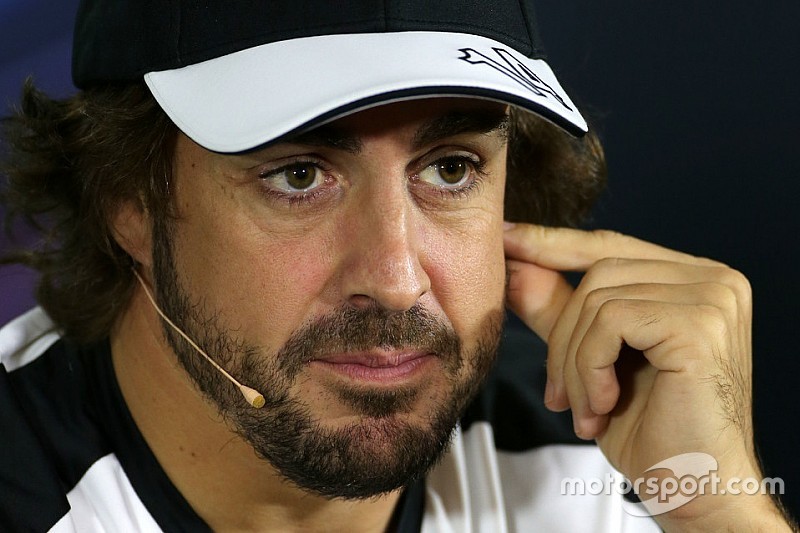 Alonso no se ve como una