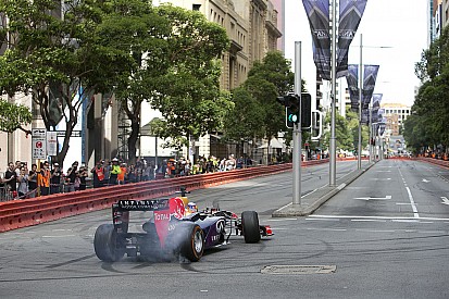 Photos - Ricciardo en démonstration en Australie