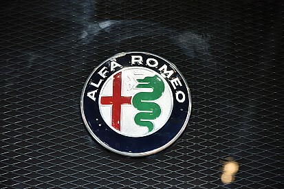 Ferrari tem plano de reviver Alfa Romeo em grandes categorias