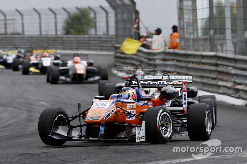 Günther scoort F3-zitje bij Prema