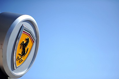 Ferrari inicia actividades en la Bolsa de Milán