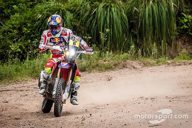 Barreda vence dia 4 e se mantém na liderança nas motos