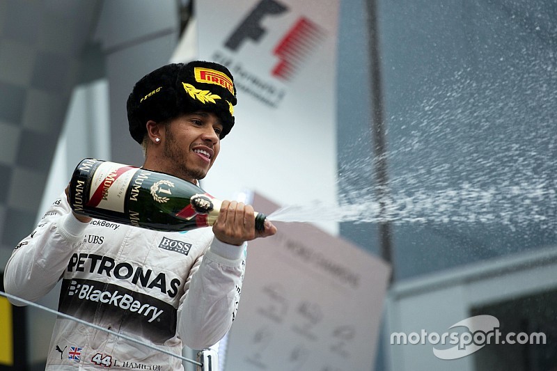 F1 beëindigt samenwerking met champagnemerk Mumm