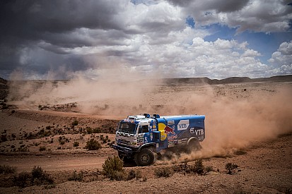 Dakar trucks: Nikolaev wint, De Rooy behoudt voorsprong
