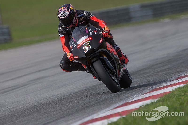 L'Aprilia ha fatto progressi con le Michelin a Sepang