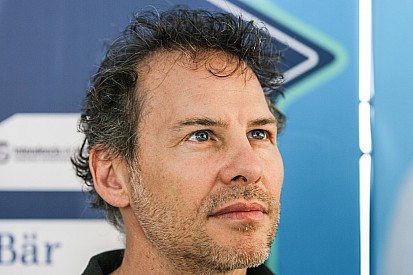 Jacques Villeneuve set to make NASCAR comeback