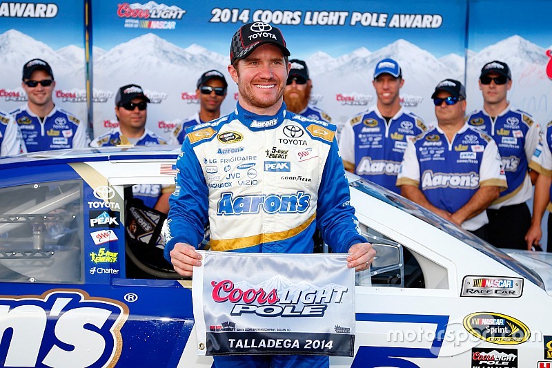 Vickers está médicamente apto para competir en NASCAR