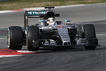 Lewis Hamilton hält nichts von den neuen Formel-1-Regeln für 2017