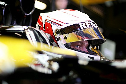 Magnussen: "Siamo subito fuori dalla zona punti"
