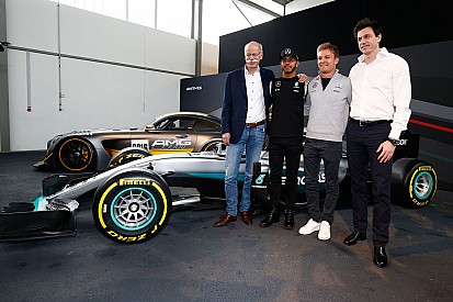 La Mercedes lascia liberi in gara Hamilton e Rosberg
