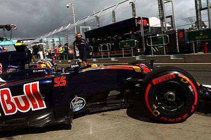 Red Bull crê que ameaça da Toro Rosso dure até o meio do ano