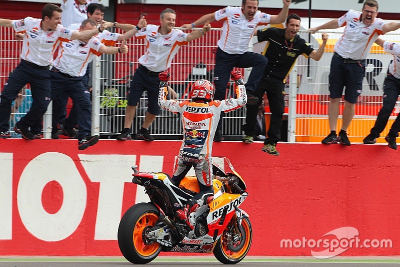 MotoGP阿根廷站正赛:马奎兹报仇雪耻 精彩夺胜