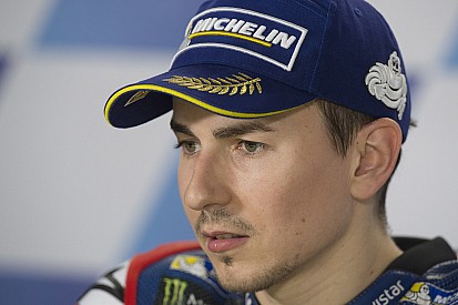 Overstap Lorenzo naar Ducati zou dapper zijn, vindt Rossi