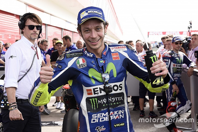 Rossi: “El objetivo es ayudar a los pilotos italianos a llegar a MotoGP”