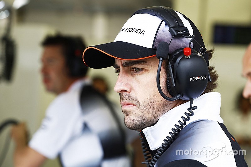 Alonso no da por segura su participación en China