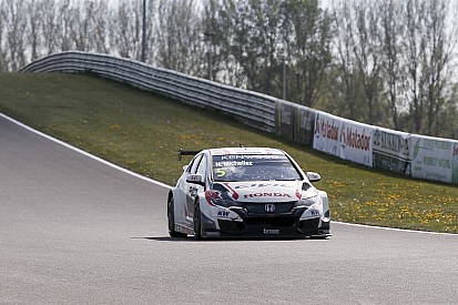 Michelisz: "Weekend positivo per la Honda, non per me"