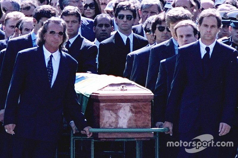 Rubens Barrichello: „Erinnere mich nicht, den Sarg von Ayrton getragen zu haben“