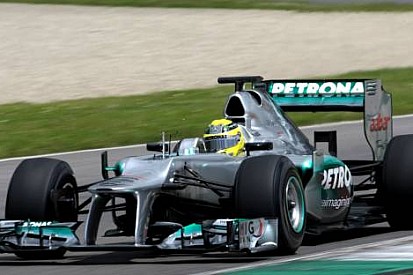 Rosberg: Hızlı virajlarda daha hızlı olmalıyız