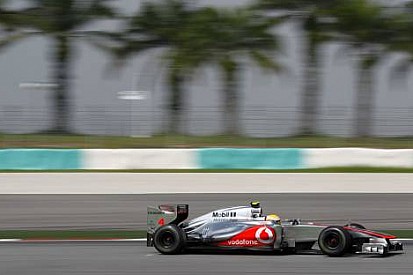 Cuma antrenmanları ilk seansta lider Hamilton