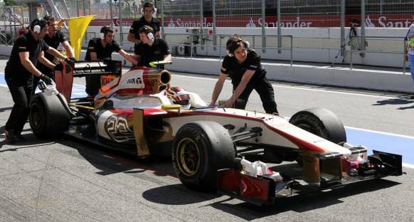 İspanyol Clos HRT'nin yedek pilotu oldu