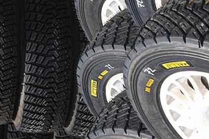 FIA, WRC'de daha güvenli lastik çeşidi olmasına izin verdi