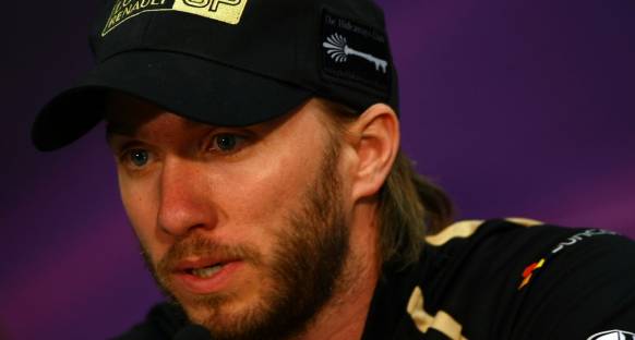 'Heidfeld Renault'ya dava açmaya hazır'