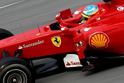 Ferrari yavaşlığın sebebini araştırıyor