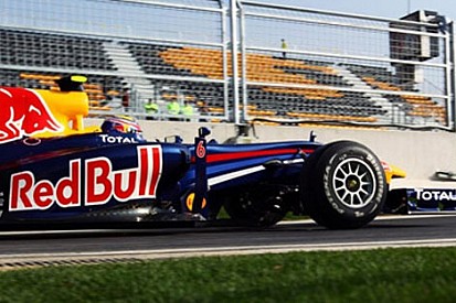 Kore Grand Prix Cuma 2. antrenmanları - Webber sahnede