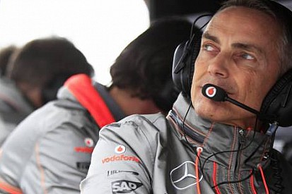 Whitmarsh: FIA testleri Red Bull'u yavaşlattı