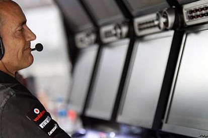 McLaren: 'Kanat konusu Red Bull'a zarar verebilir'