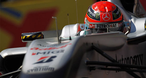 'Mercedes Schumi merkezli çalışıyor'