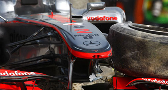 'Tekerlek somunu Vettel'e kaybettirdi, Hamilton hata yaptı'