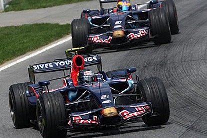 Vettel kendi seyircisi önünde puan aldığı için mutlu