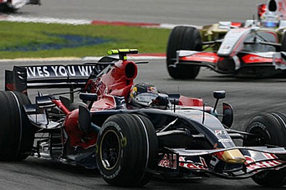 Vettel STR3'le yarışmakta sabırsız