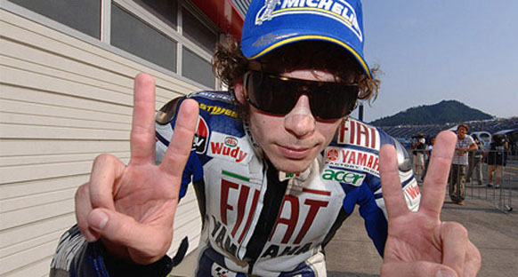 MOTOGP - Rossi, Yamaha'da kalabileceğini ima etti