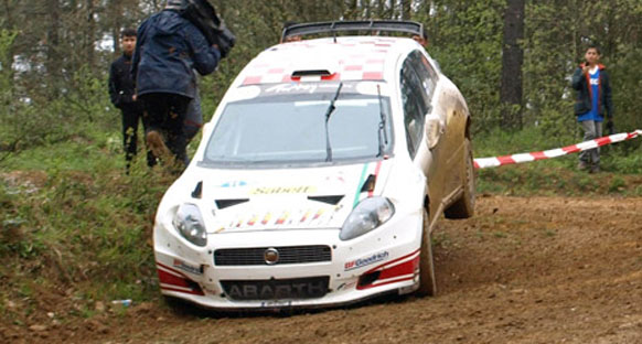 Ege Rallisi'ni, Fiat Motor Sporları'ndan Fatih Kara kazandı