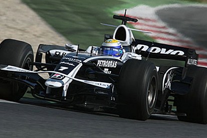 Rosberg de lastik ısıtıcılarının kaldırılmasını eleştirdi