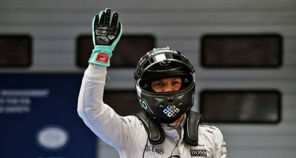 Nefes kesen yarışta Rosberg rahat kazandı