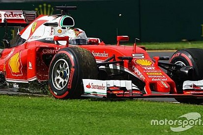 Vettel, bijon arızası nedeniyle ikinci antrenmanları tamamlayamadı