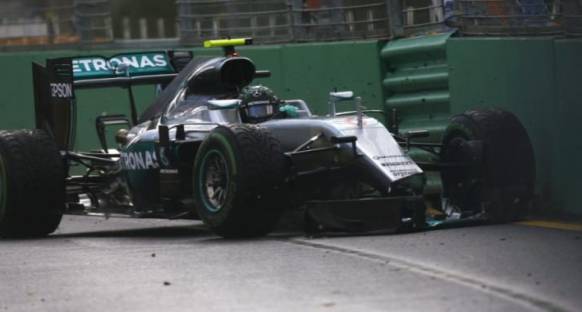 Rosberg özür diledi