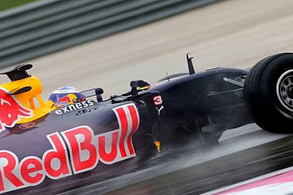 Pirelli F1 ıslak zemin testleri: Ricciardo ilk günün lider