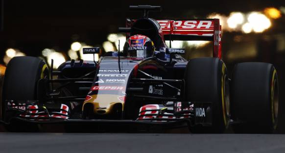 Verstappen: 'Ferrari motoru 1 saniye kazandırabilir'