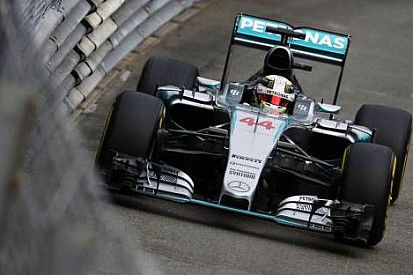 İkinci antrenmanların lideri Hamilton