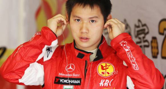 Lotus'un yeni test pilotu Adderly Fong