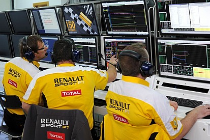 Renault ответила Red Bull – дело не только в двигателе